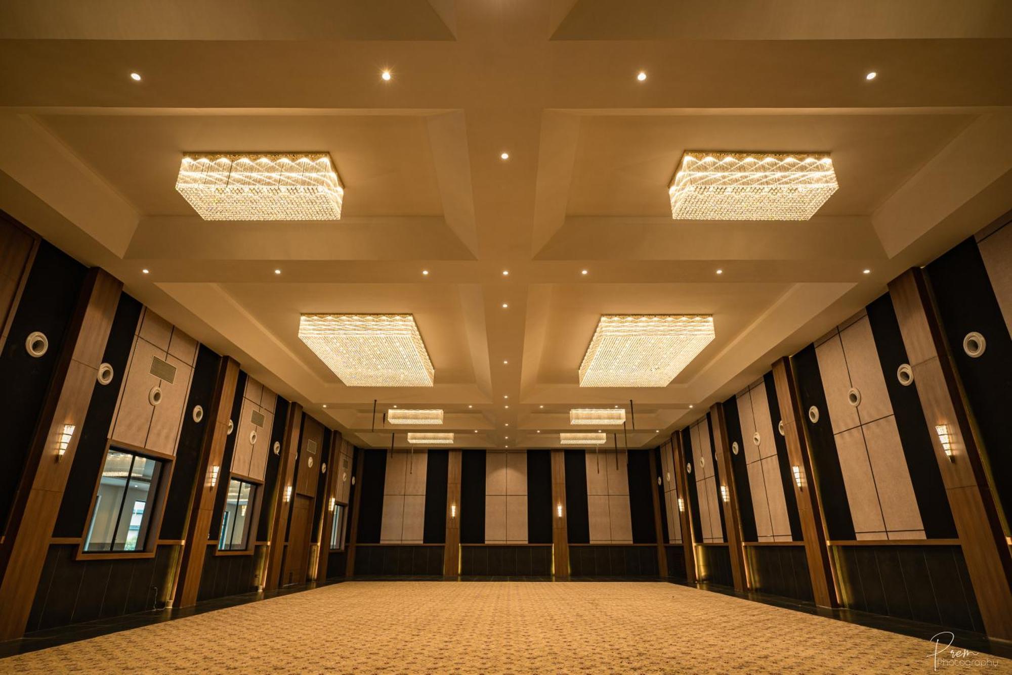 Hotel Omaya Garden Rāipur Kültér fotó