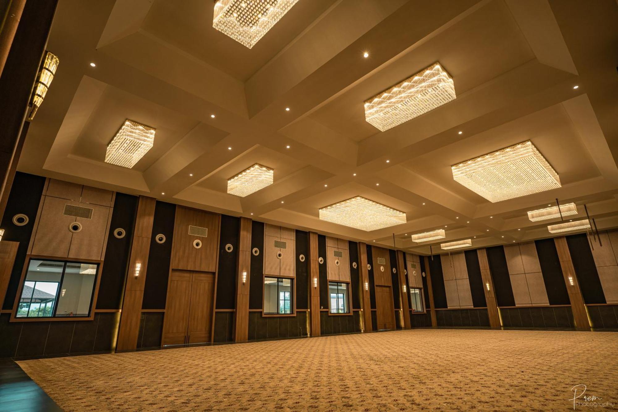 Hotel Omaya Garden Rāipur Kültér fotó