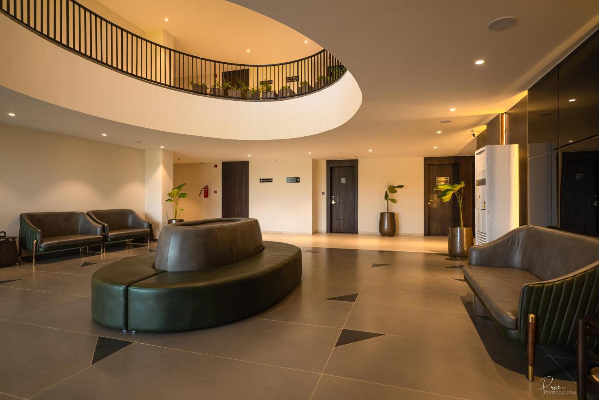 Hotel Omaya Garden Rāipur Kültér fotó