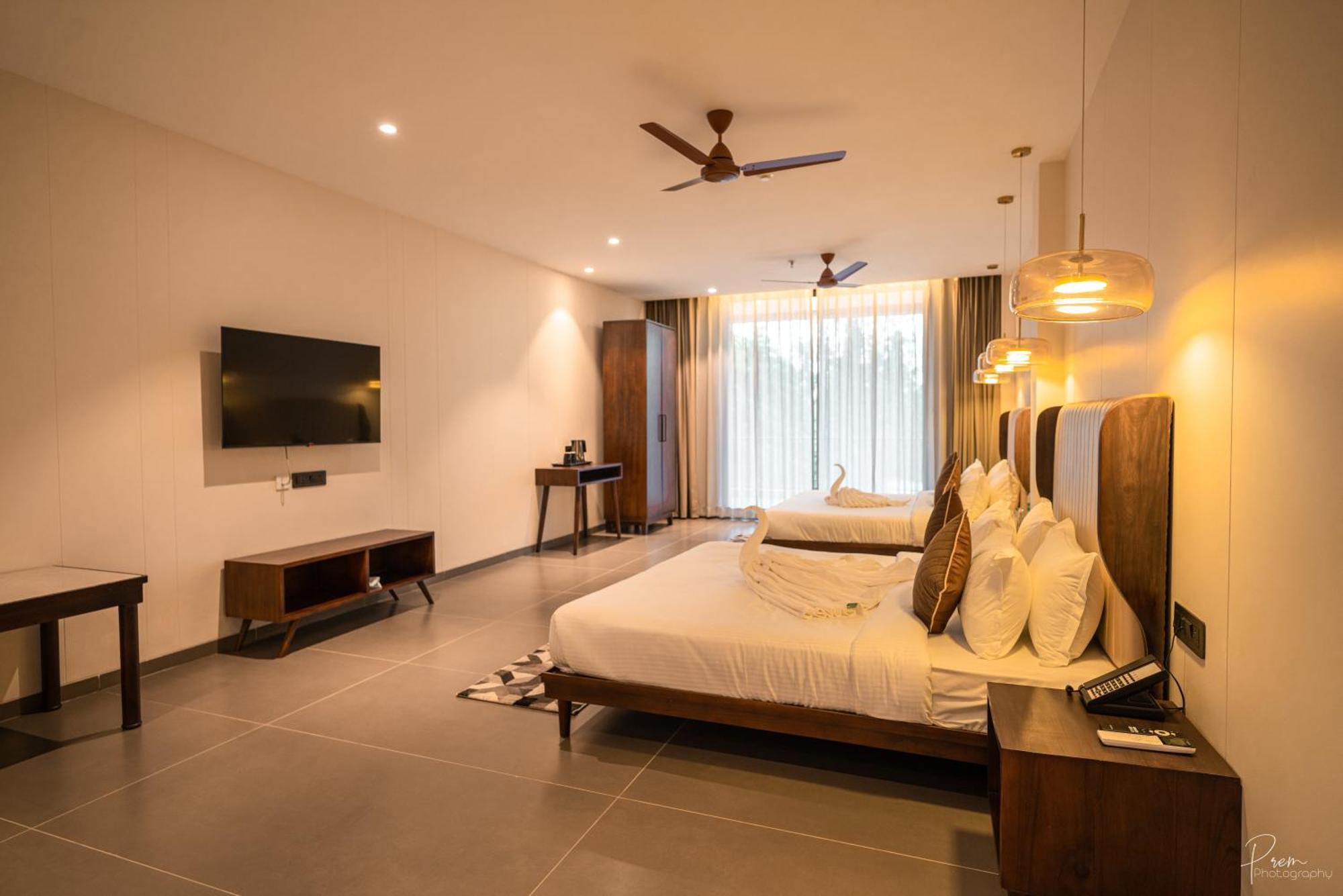 Hotel Omaya Garden Rāipur Kültér fotó